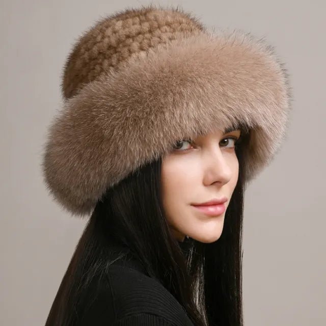 Luxurious Handmade Knitted Mink and Fox Fur Hat for Women - Stay Warm and Stylish this Winter! - Vestes Novas